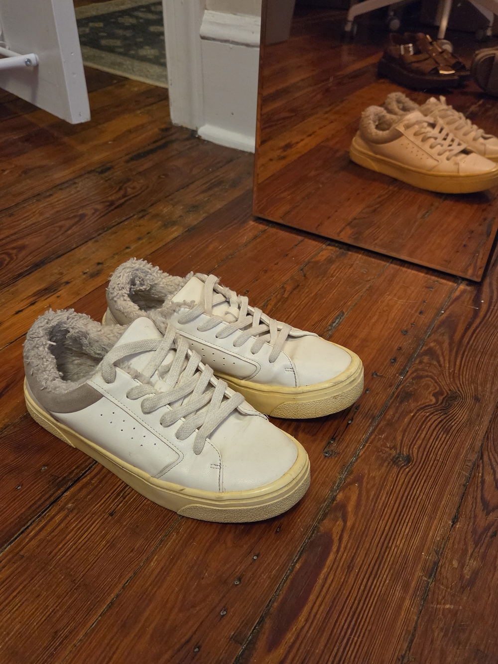 Zara Cream Low-Top Sneakers with Faux-Shearling Collar